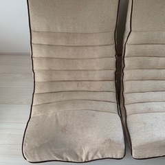 回転する座椅子（二脚）の画像