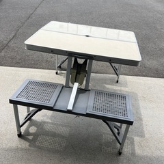 ピクニックテーブル の画像