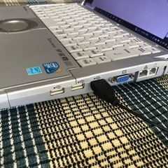 パソコン ノートパソコンの画像
