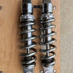 【取りに来れる方限定】バイクパーツローダウンショートサスペンショ...