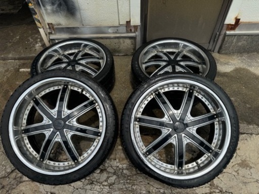 Velocity Wheels ヴェロシティ　22インチ