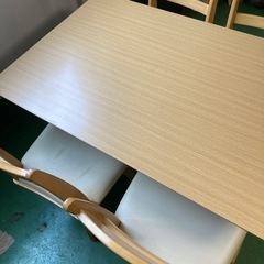 家具 ニトリ　ダイニングセット　4人掛けの画像