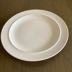 ESSENTIALS   皿　5枚セットの画像