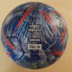 【中古】サッカーボール　4号　アディダス　青　アル・リフラ リー...