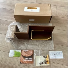 〈CRAFT KITTIES〉新品未使用 トイレットペーパーホルダー 純正天然木材 強力テープ付属取り付け簡単の画像