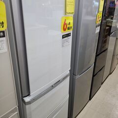 J7104 【値下げしました】★6ヶ月保証付★　MITSUBISHI　ミツビシ　３ドア冷蔵庫　MR-C34E-W　ホワイト　2020年製 クリーニング済み　【リユースのサカイ柏店】　参考価格85,800円