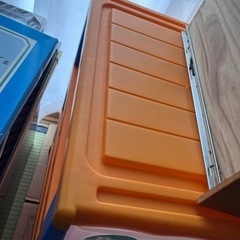 キャスター付き引き出しの画像