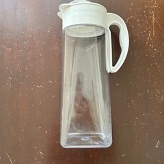 カインズ 冷水筒 2L