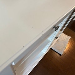 イケア　サイドボード　収納棚の画像
