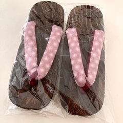 【新品タグ付き】下駄24.0〜25.0cm 