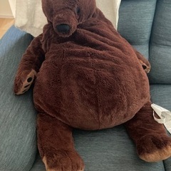 イケアの大きなぬいぐるみ
