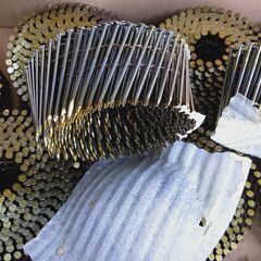 エア釘打機、連結釘 大工道具　釘　セットの画像