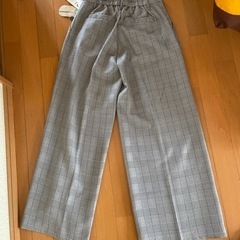 新品レディースパンツ値下げの画像