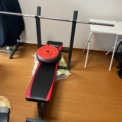 ベンチプレス　
スポーツ フィットネス、トレーニング