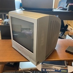 TOSHIBA  ブラウン管テレビ　15インチ　地デジチューナー付きの画像