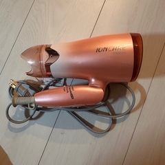 ドライヤー　HITACHI 2012年製