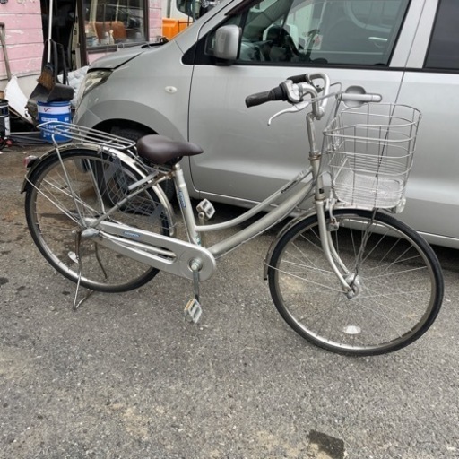 自転車 26インチ　3段変速付き　オートライト付き