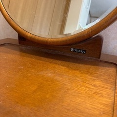 大塚家具　古いドレッサーの画像