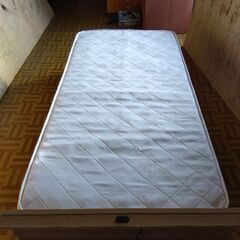 美品マットレスフレームセット新潟市お届け設置有の画像