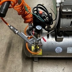 エアーコンプレッサー DAR3000 東京支社
