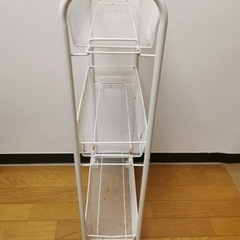 3段スチールラックの画像