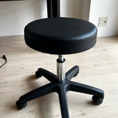 家具 オフィス用家具 机(棚無し)の画像