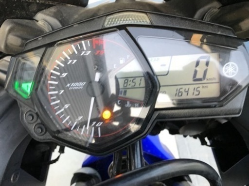 バイク YZF-R25
