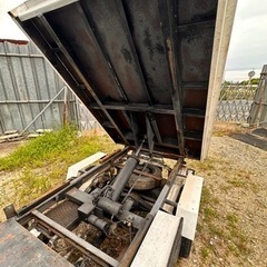 キャリイトラック　ダンプ　４WD　アクスルロック　エアコン車検付きの画像