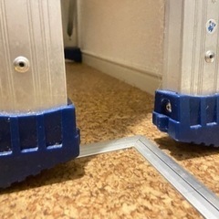 値下げしました 道具　はしご兼用脚立　Alinco未使用品 ハシゴの長さ4.22m 最大使用質量100kgの画像
