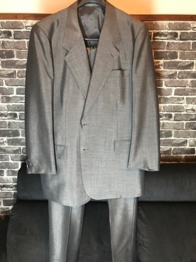スーツ9着【1着30万円以上のオーダースーツ】 スーツ9着【1着30万円以上のオーダースーツ】