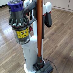 ダイソン Dyson Cyclone V10 Fluffy サイクロン式 コードレス掃除機 SV12FFの画像