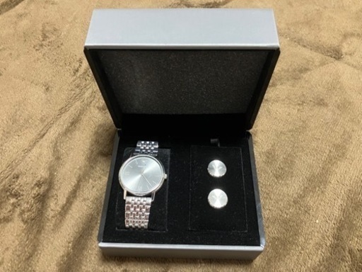 Emporio Armani 時計