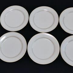 日本を代表する高級食器メーカー　ノリタケのディナープレートセット...