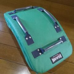 ＩＳＡＭＩ(イサミ)　キックミット　縦５０×横３０×厚１０cm　...