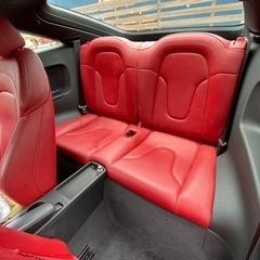 外装黒、内装赤がカッコイイ！ アウディスポーティクーペ！の画像