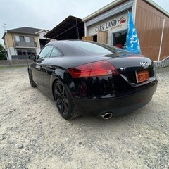 外装黒、内装赤がカッコイイ！ アウディスポーティクーペ！の画像