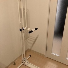 サイクルロッカー、縦型自転車スタンドの画像