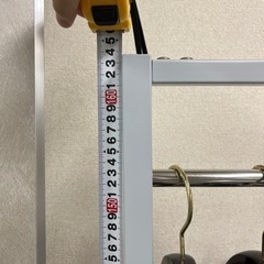 ハンガーラックの画像