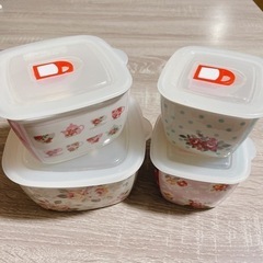 🥗陶器の保存容器