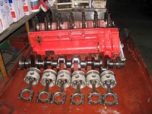 Mベンツ113SL-111SEー280エンジン部品販売