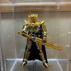 牙狼フィギュア中古ケース付き