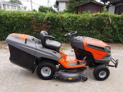 □ハスクバーナ ガーデントラクター TC342 集草ボックス 乗用芝刈機
