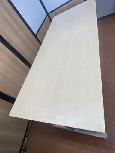 在庫2台有　コクヨ　1800×750　H700　平行スタックテーブル　折り畳み机