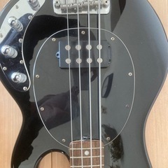 ベース　sterlingの画像
