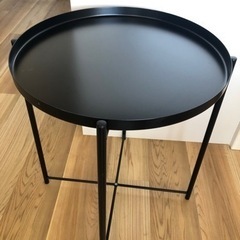 IKEA 先着順GLADOM グラドム トレイ サイドテーブル  BLACK の画像