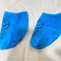 ベビー靴下 青 スマイリーの画像