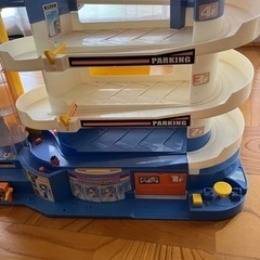 トミカタワーの画像