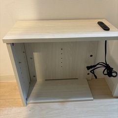 ケーブルボックス　配線隠し　コードボックス
