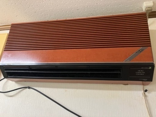 岡山の方お値引き　18000円　新品未使用　ダイキン　赤外線ヒ─タ─ 岡山の方お値引き 18000円 新品未使用 ダイキン 赤外線ヒ─タ