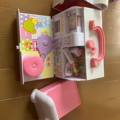 メルちゃん　救急車の画像